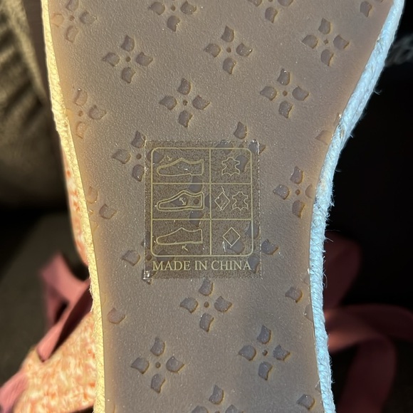 Patricia Nash Sandals - Picture 11 of 15